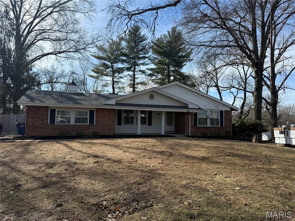 Property Photo:  12586 Sunview Drive  MO 63146 