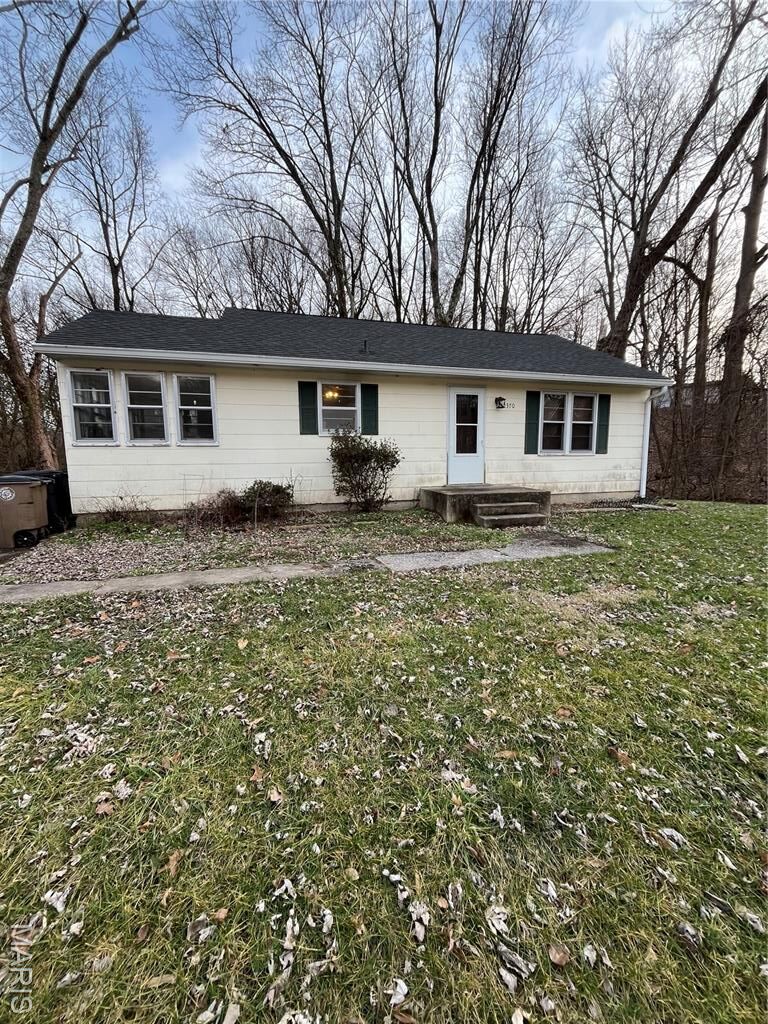 Property Photo:  370 Country Club Drive  MO 63701 