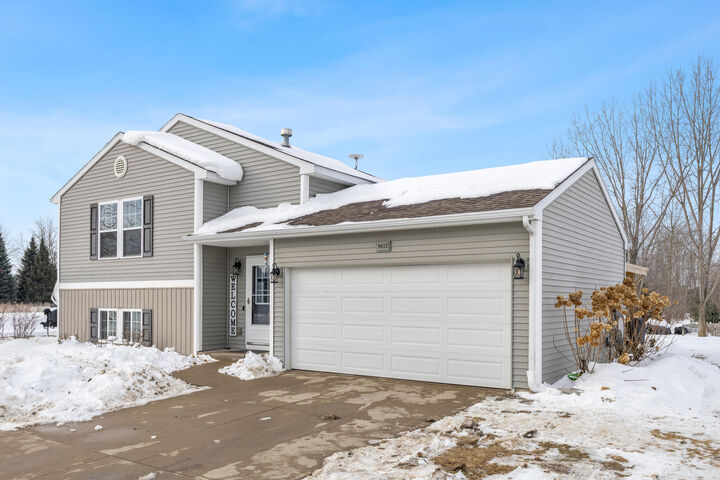 Property Photo:  9615 Hessler Xing  MI 49341 