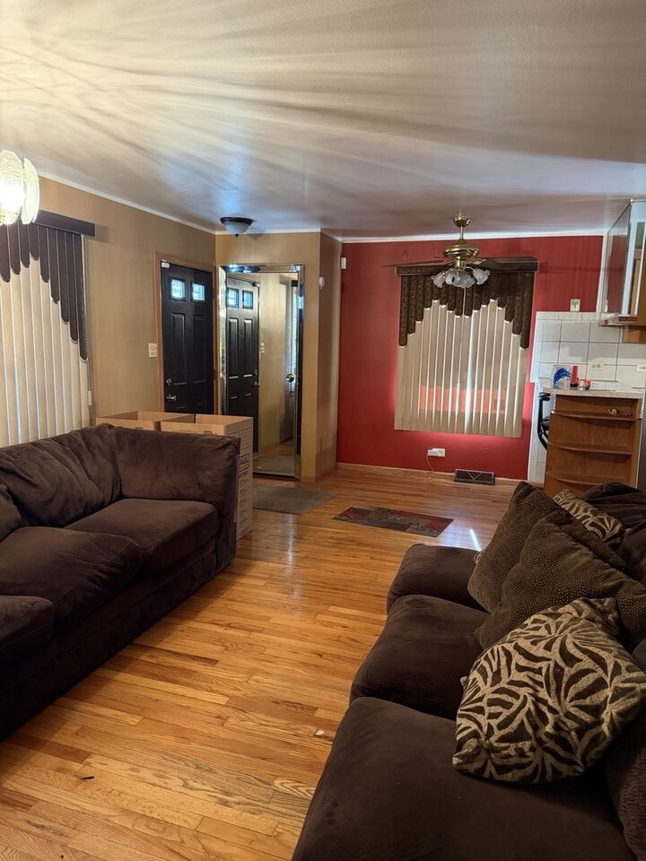 Property Photo:  4452 S Lawler Avenue  IL 60638 