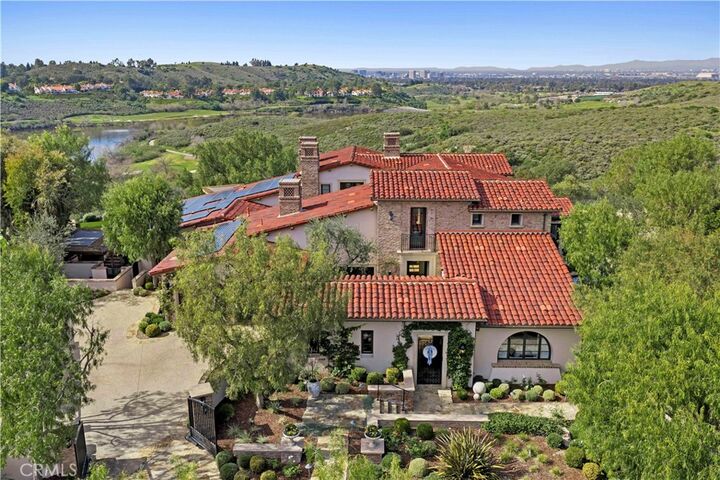 Property Photo:  24 Jewel Flower  CA 92603 