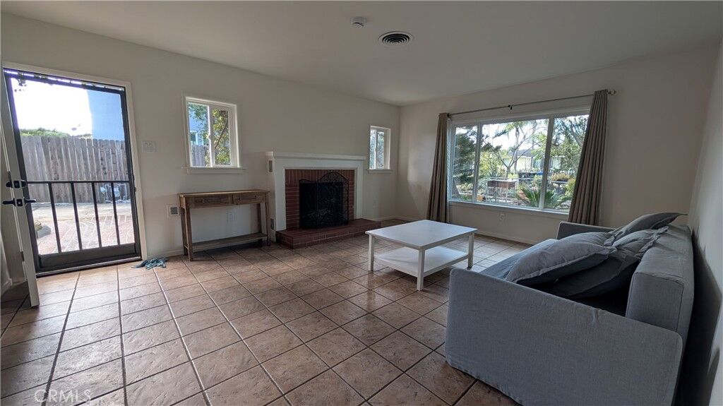 Property Photo:  546 Griswold Avenue  CA 91340 