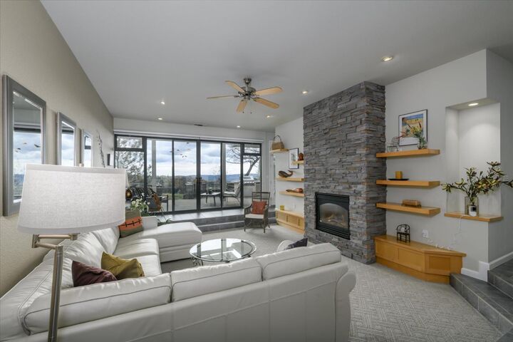 Property Photo:  1160 N Circle Drive  CA 95619 