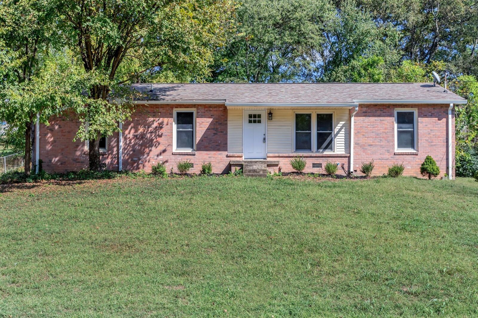 Property Photo: 4741 Cascade Dr TN 37138