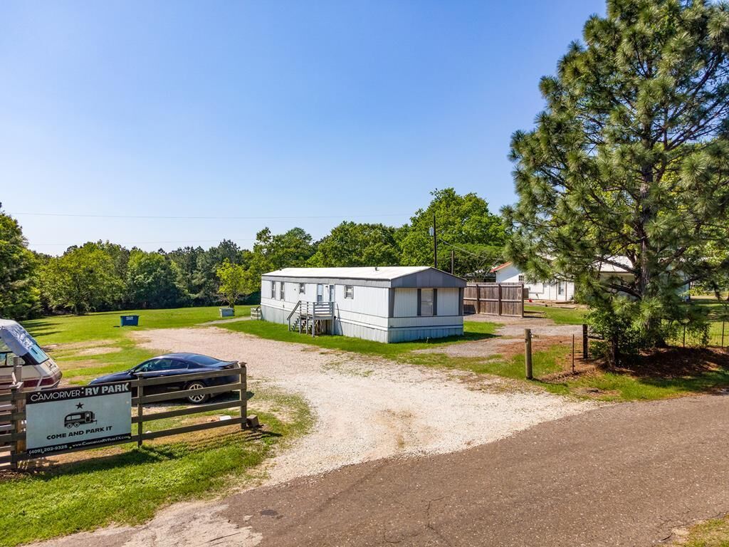 Property Photo:  361 Townsend Street  TX 75980 