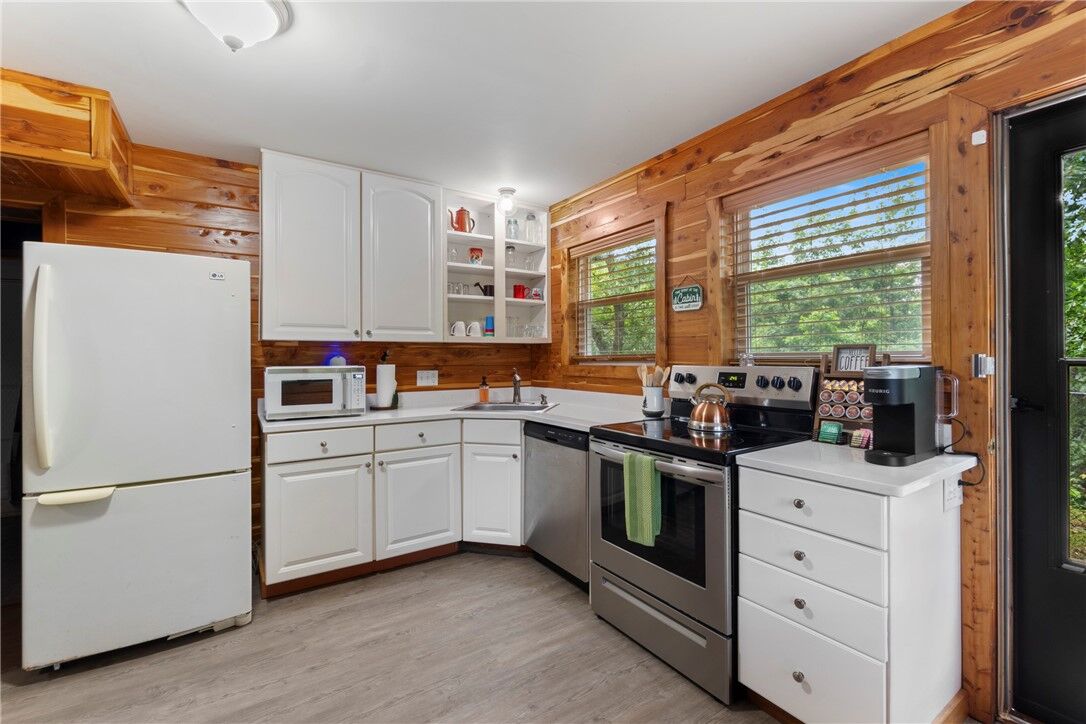 Property Photo:  805 County Road 309  AR 72632 