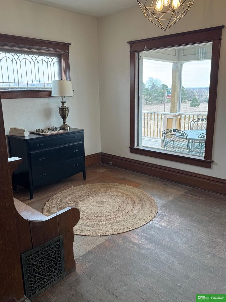 Property Photo:  530 County Road 34  NE 68061 