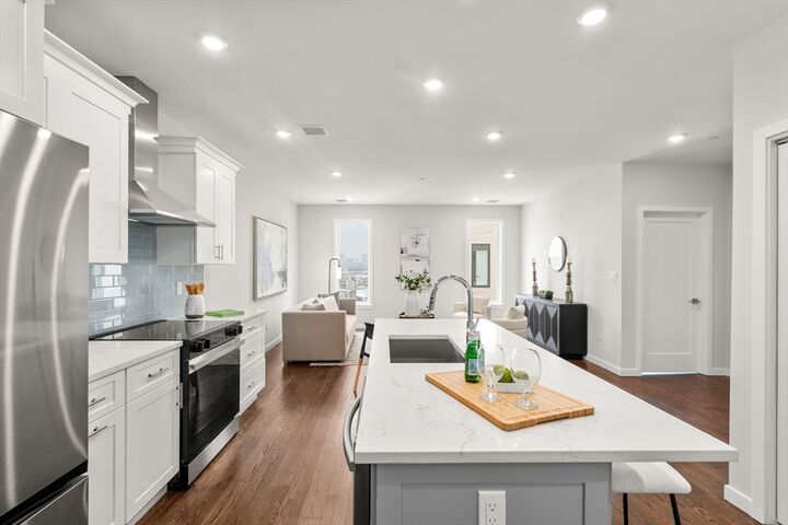 Property Photo:  267 Old Colony 509  MA 02127 