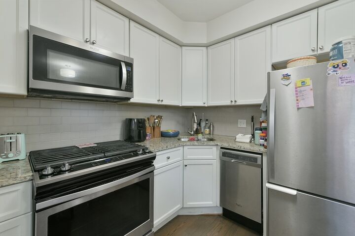 Property Photo:  135 Havre Street 2  MA 02128 