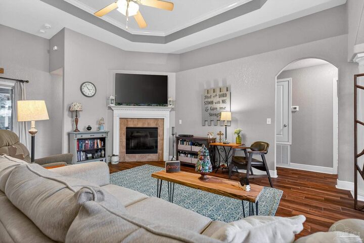 Property Photo:  5546 Buckwheat Way  FL 32571 