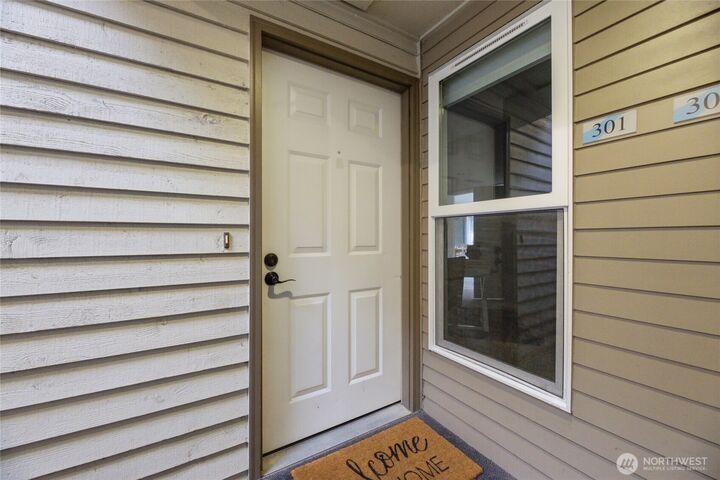 Property Photo: 210 Mt Park Boulevard SW F301 WA 98027