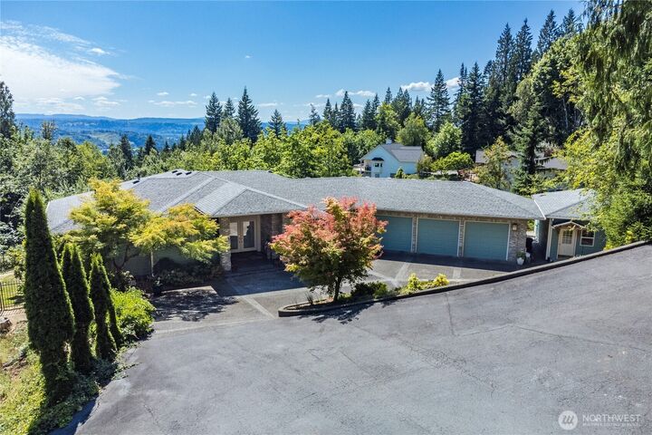 Property Photo: 229 Sunset Drive WA 98632