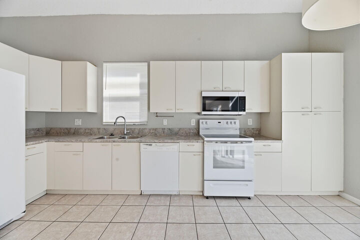 Property Photo:  15860 NW 14th Road  FL 33028 