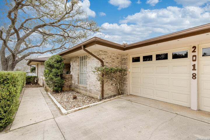 Property Photo:  2018 Windy Trl  TX 78232 