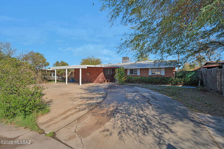 Property Photo:  4418 N Alicia Avenue  AZ 85705 