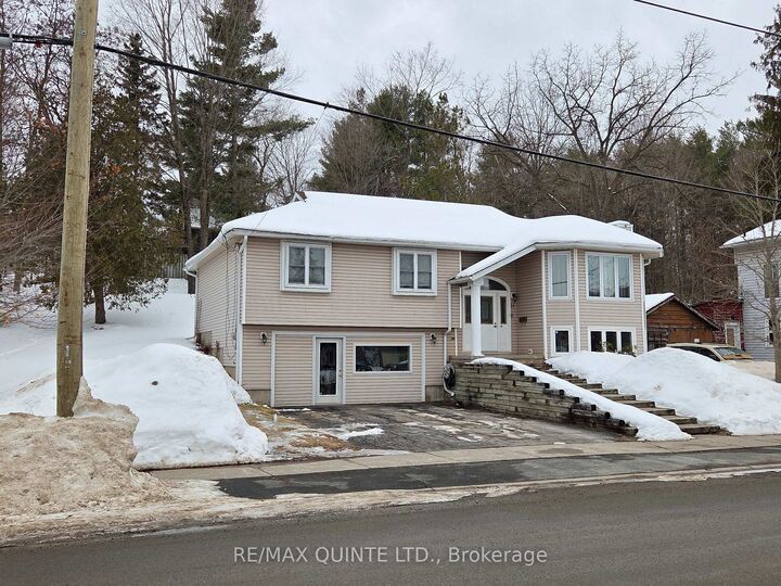 Property Photo: 14 McCamon Avenue ON K0K 3J0