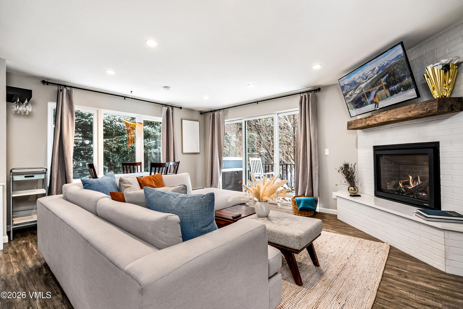 Property Photo:  212 Eagle Road  CO 81620 