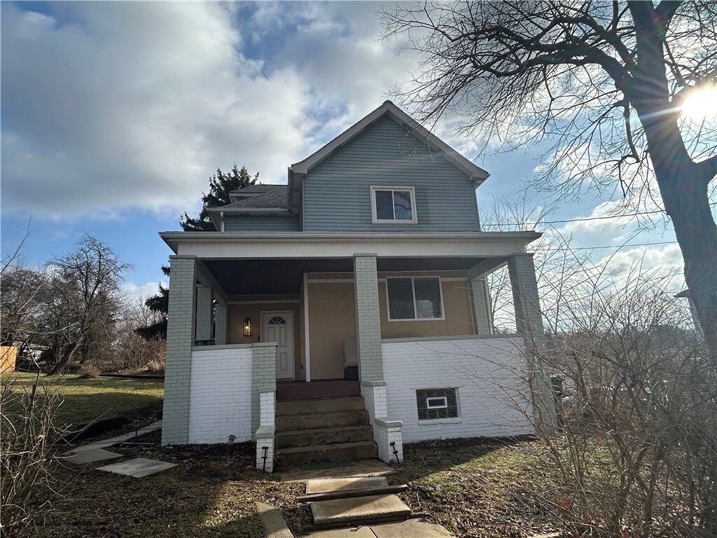 Property Photo:  230 Maple St  PA 15631 