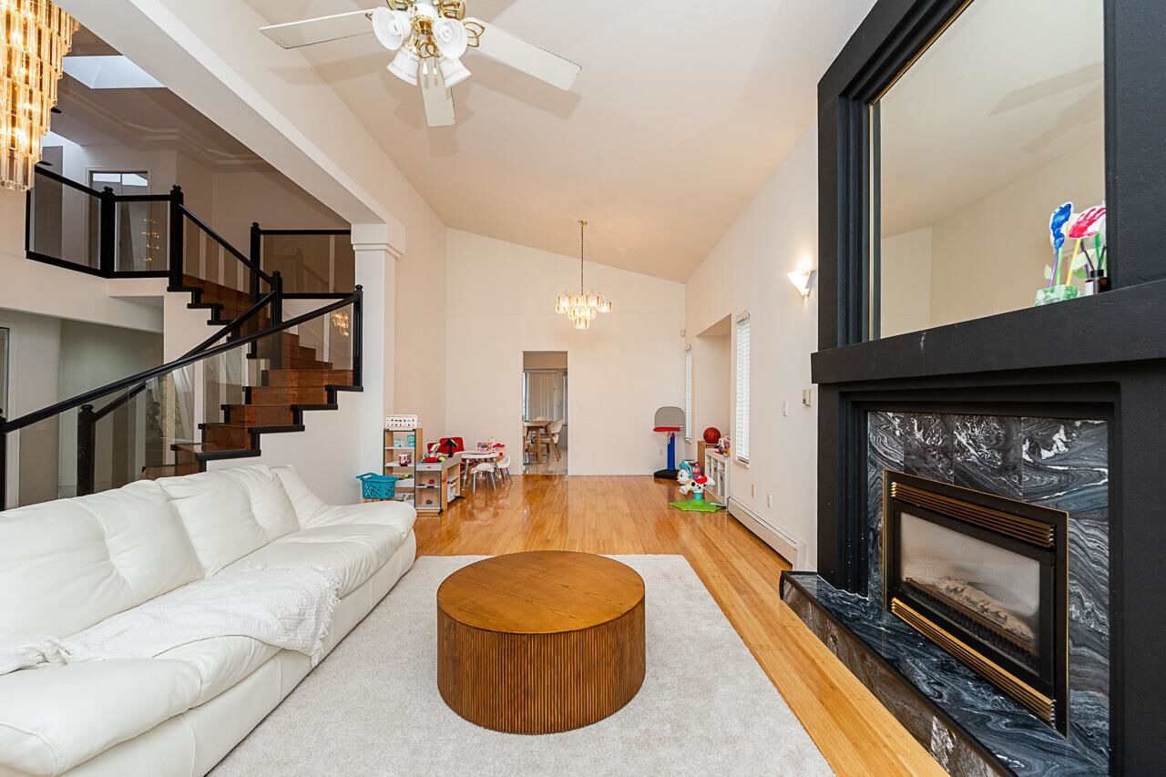 Property Photo: 10132 156 Street BC V3R 4L5