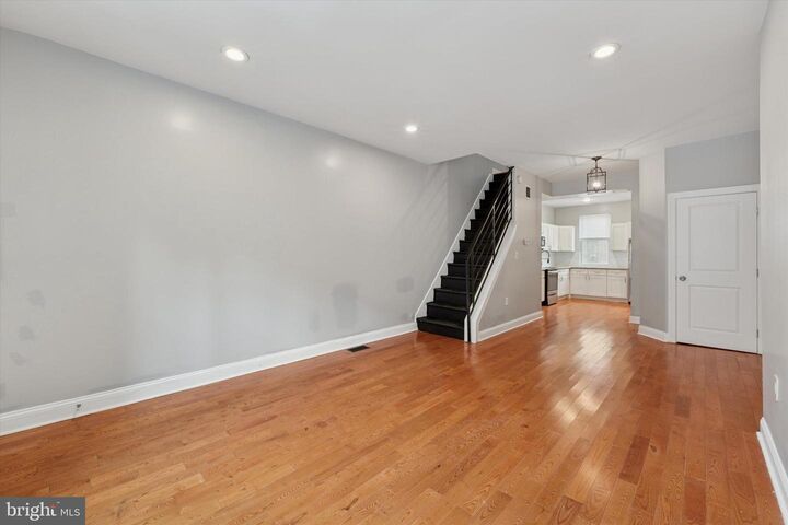 Property Photo:  1421 N Dover Street  PA 19121 