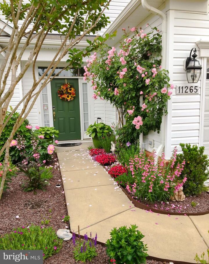 Property Photo: 11265 Yellowstone Court MD 20695