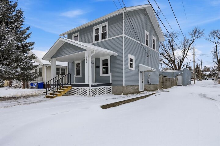 Property Photo:  1624 Greene Avenue NE  IA 52402 