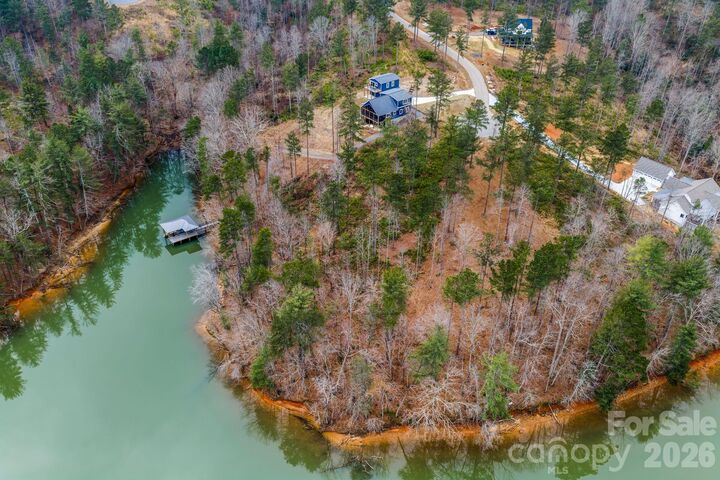 Property Photo: 2238 Pikes Peak Ridge NC 28612