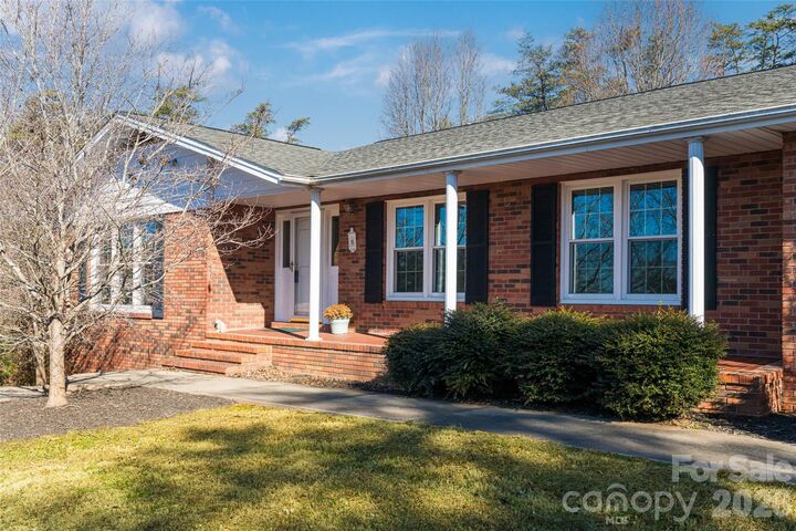 Property Photo:  15 Lackey Lane  NC 28804 