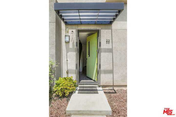 Property Photo:  3901 Eagle Rock Blvd  CA 90065 