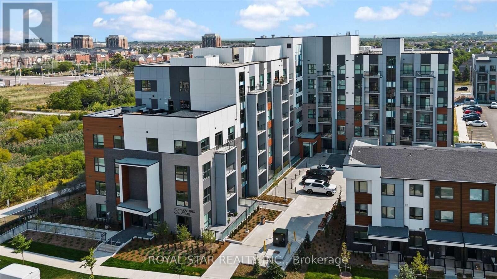 Property Photo:  50 Kaitting Trail 313  ON L6M 5N3 