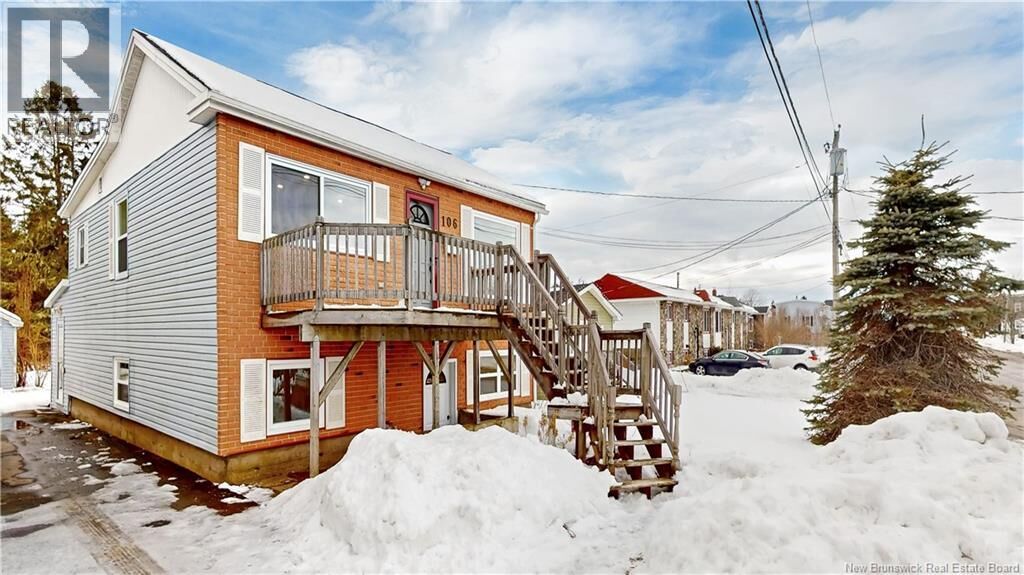 Property Photo:  160 Midwood Avenue  NB E2P 1K6 