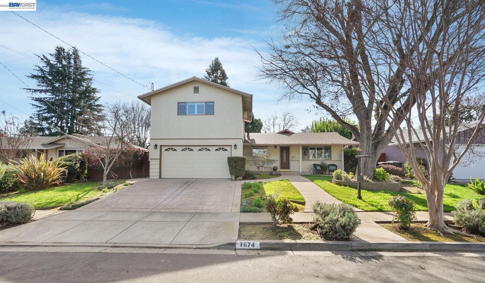 Property Photo: 1674 Kasba St CA 94518