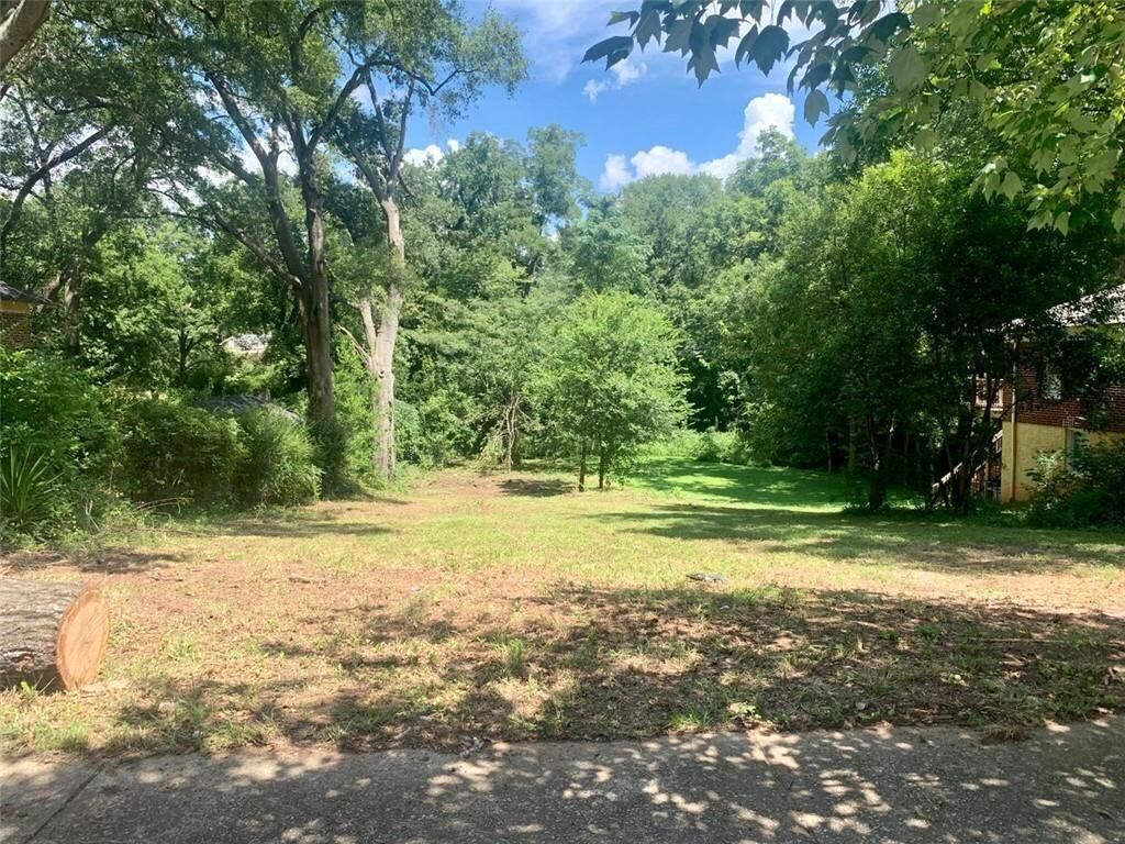 Property Photo:  695 Lexington Avenue SW  GA 30310 