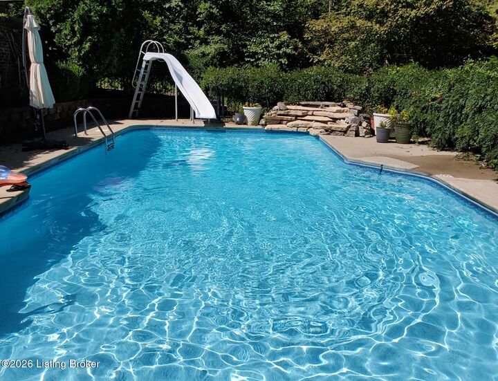 Property Photo:  17002 Ash Hill Dr  KY 40245 