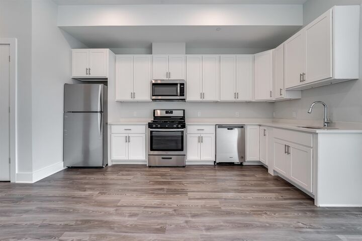 Property Photo: 660 Grand St 211 NJ 07304