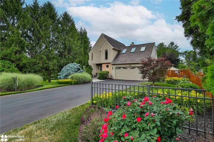 Property Photo:  2821 Center Street  PA 18017 