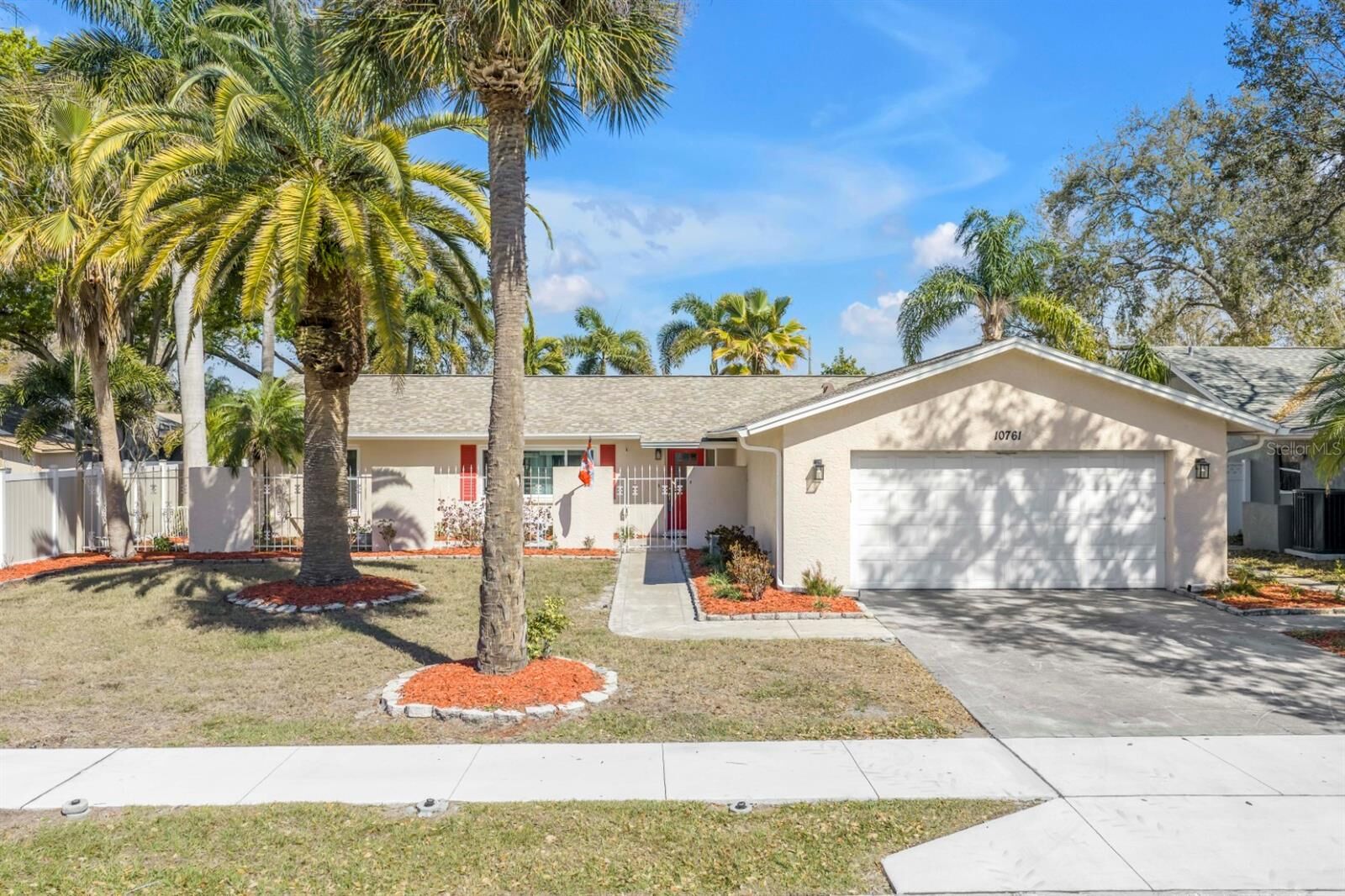 Property Photo: 10761 125th Avenue FL 33778