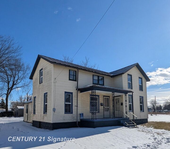 Property Photo:  1310 S Hamilton St Street  MI 48602 