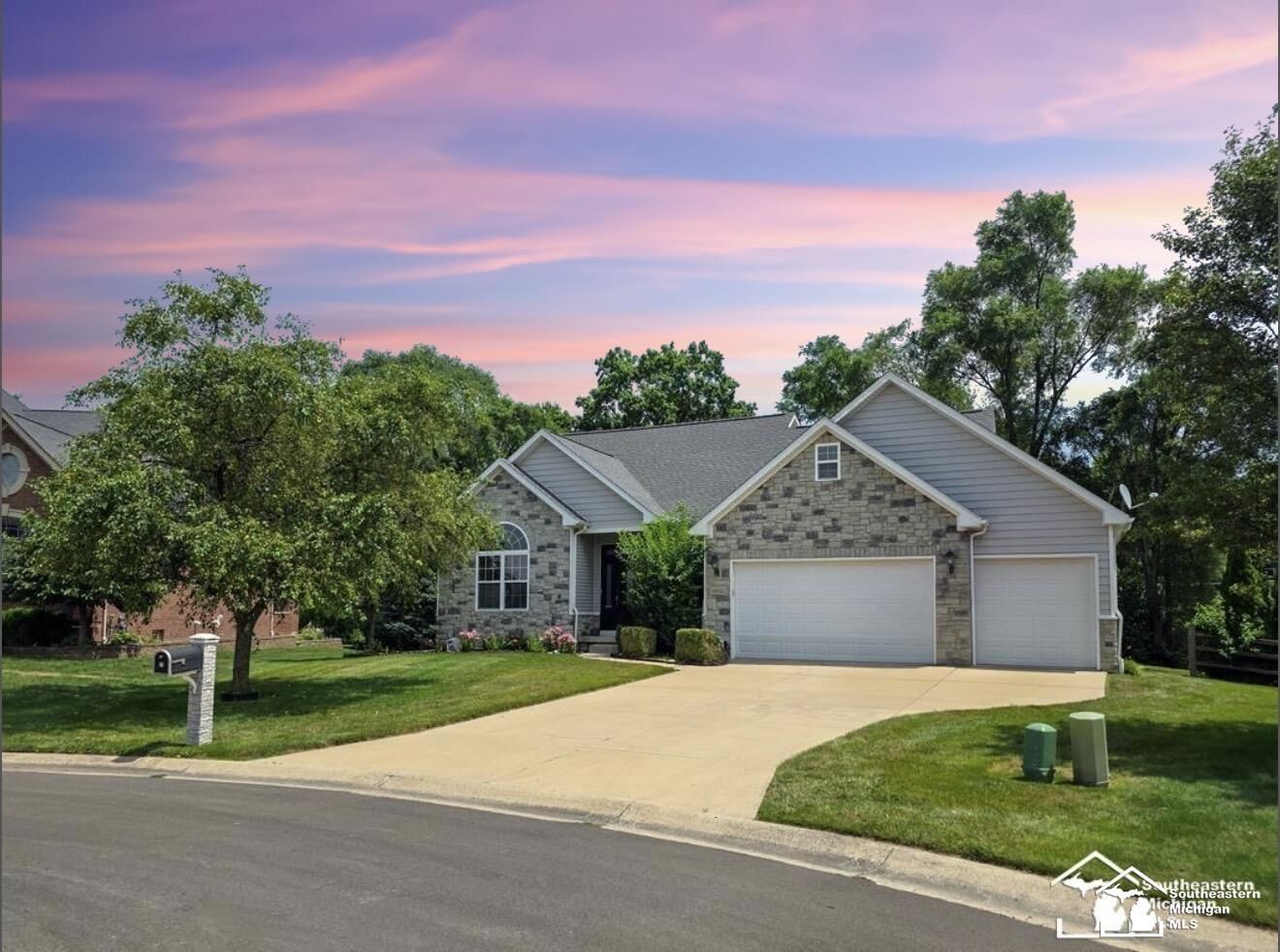 Property Photo:  14922 Wildwood Drive  MI 48161 