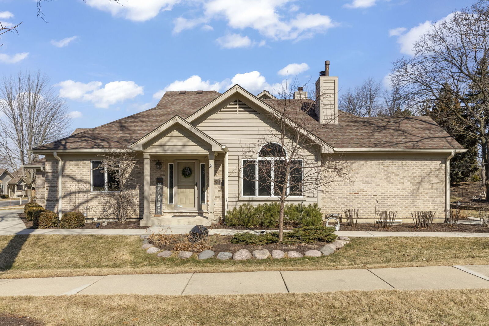 Property Photo:  5513 Aspen Avenue  IL 60515 