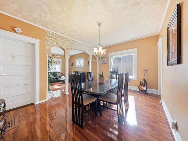 Property Photo:  606 N 8th Avenue  IL 60153 