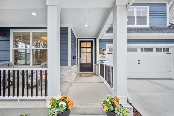 Property Photo:  534 N Catherine Avenue  IL 60526 