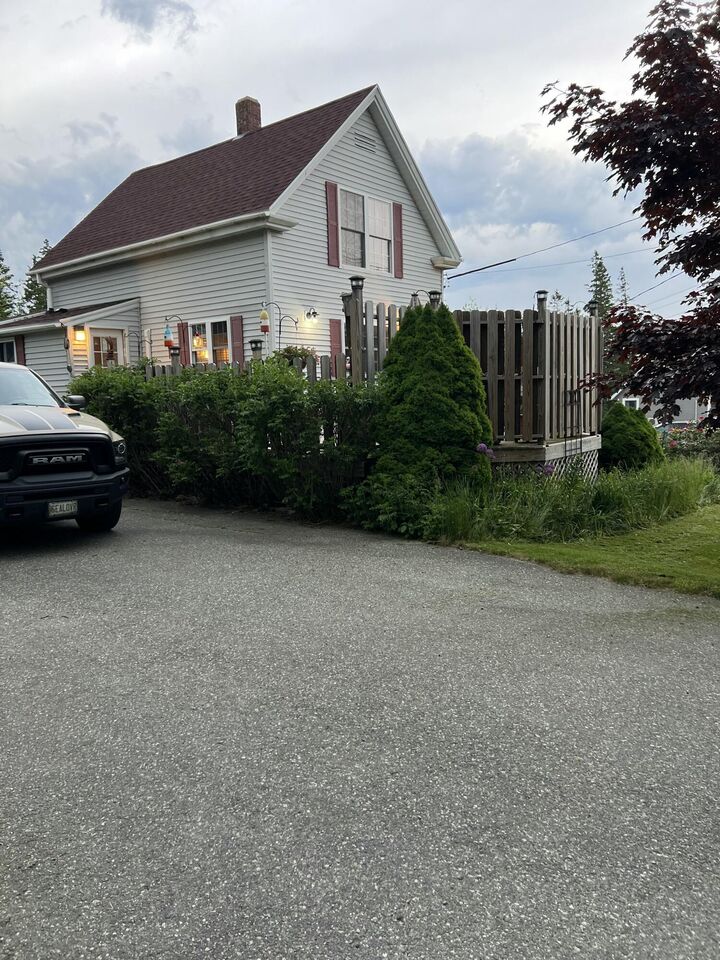 Property Photo:  20 Tea Hill Road  ME 04681 