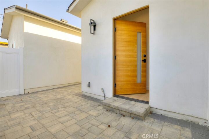 Property Photo: 2242 N Keystone CA 91504
