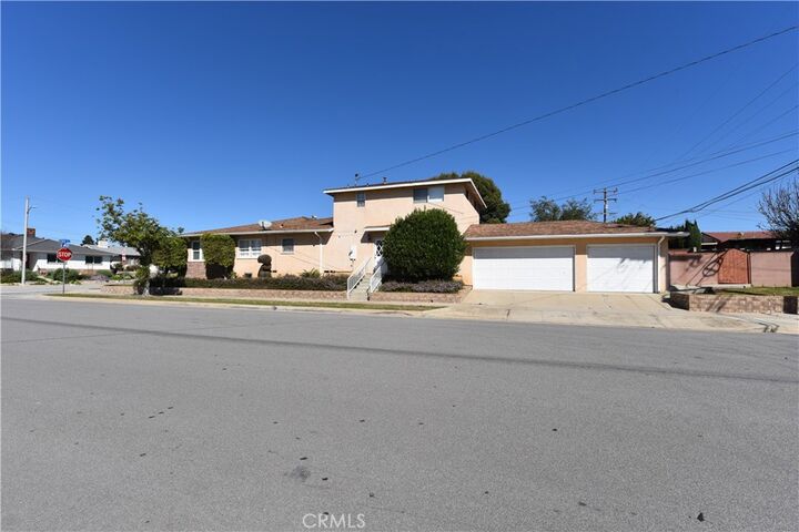 Property Photo: 400 N 20th CA 90640