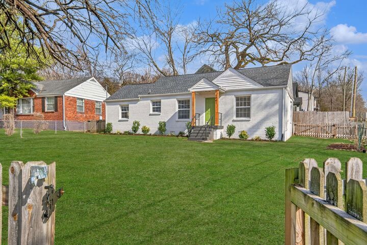 Property Photo:  1901 Scott Ave  TN 37206 