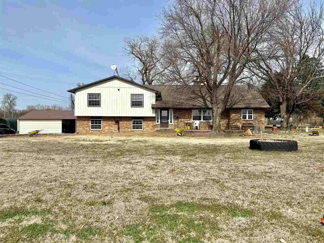 Property Photo:  3601 W Hubbard Rd  OK 74601 