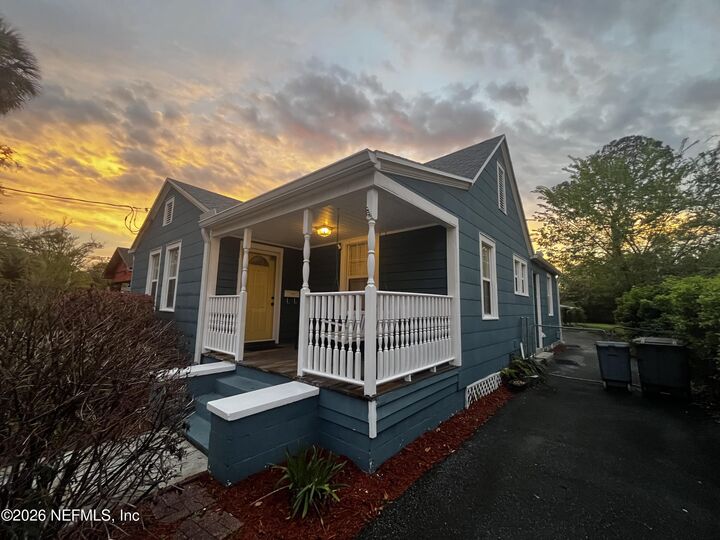 Property Photo:  3230 Mayflower Street  FL 32205 