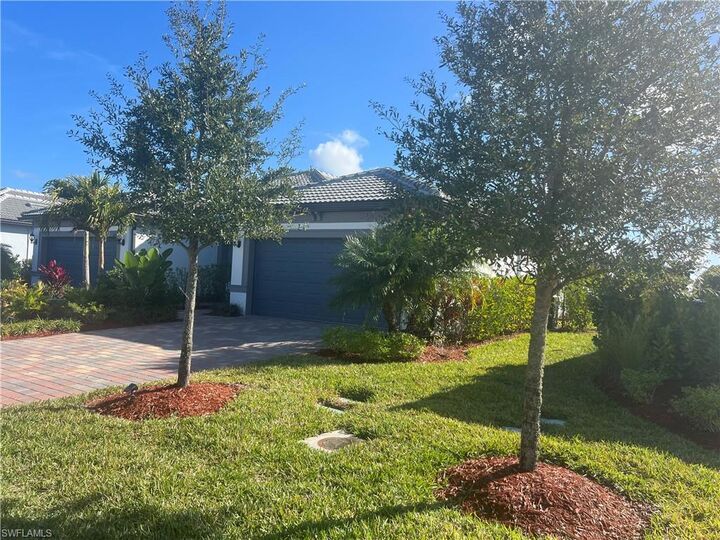 Property Photo:  16753 Rolling Rock Blvd  FL 33920 