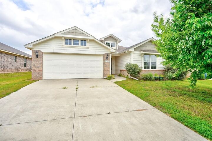 Property Photo: 12490 Native Hill Drive OK 73020